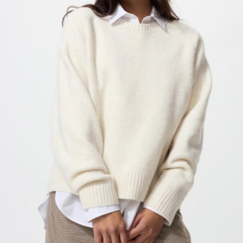 Uniqlo Souffle Yarn Sweater, Size L